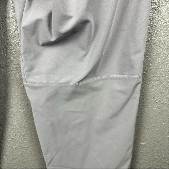 CRZ YOGA All-Day Comfort 5 Pocket Gray Tech Chino Golf Pants Men’s 38 Flat Front - Picture 10 of 12